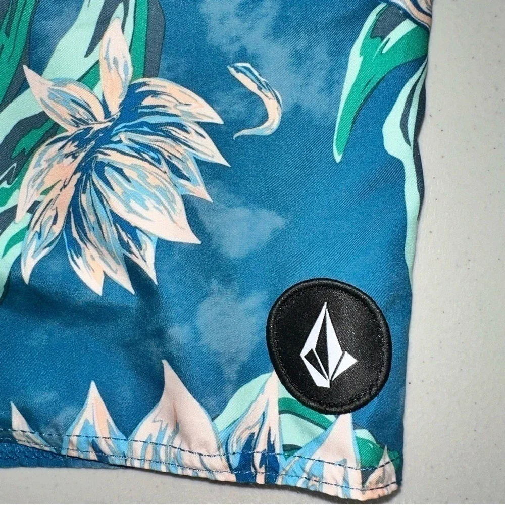Volcom Mens XXL Boardshort‎ Standard Polly Pack 17